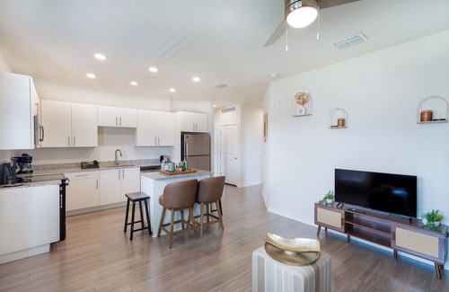 Davenport Apartment | Charming 2 Bedroom Apartment with Resort Amenities Near Disney