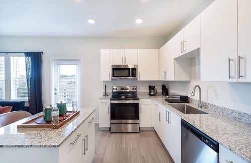 Davenport Apartment | Charming 2 Bedroom Apartment with Resort Amenities Near Disney