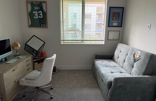 Serra Mesa Apartment | Charming 2-bedroom apartment in fabulous San Diego with fitness room, AC