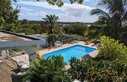 La Mivoie Apartment | Charming 2-bedroom apartment in amazing Le Morne with AC, WiFi