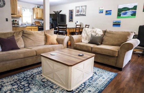 Eminence Apartment | Charming 2-bedroom apartment on Main Street 1 mile from Jacks Fork River