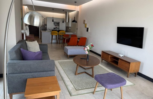Nairobi Apartment | Charming 2-bedroom apartment with WiFi and AC in Nairobi