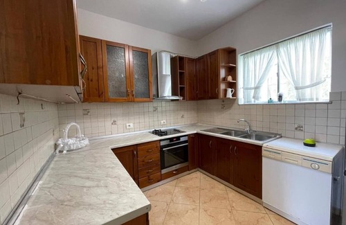 Sauk Apartment | Charming 2-bedroom apartment in a single Villa, with big garden, BBQ Space