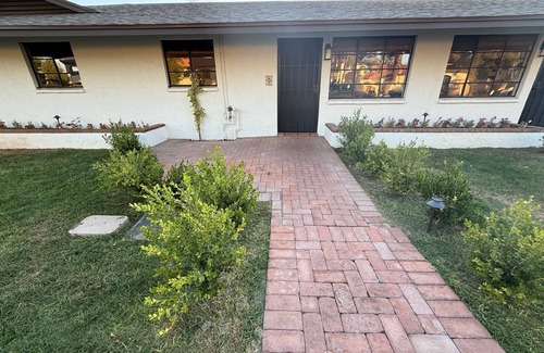 Western Villa Condo | Charming 2 bedroom bungalow in the heart of Old Town Scottsdale