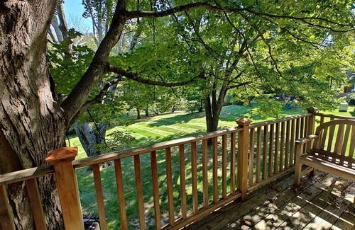 New Canaan Cottage | Charming 2 Bedroom Cottage in Peaceful New Canaan