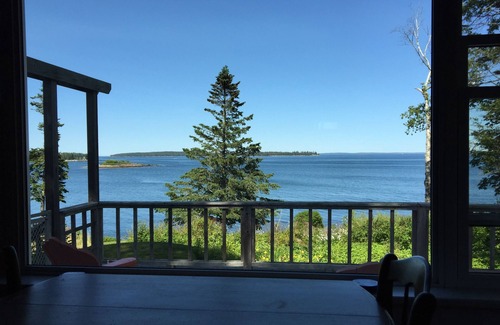 Owls Head Cottage | Charming 2-bedroom cottage in serene Owls Head with a fabulous ocean view.