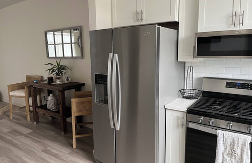 Puyallup Condo | Charming 2-bedroom condo in wonderful Puyallup with AC, WiFi