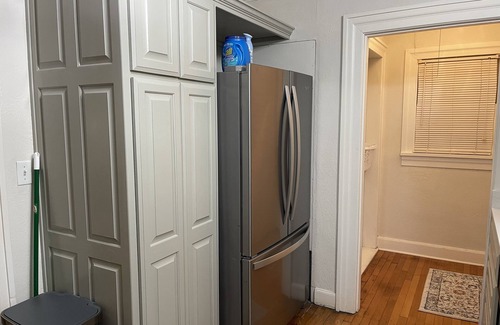 Amarillo Cottage | Charming 2-bedroom cottage in fabulous Amarillo with WiFi, AC