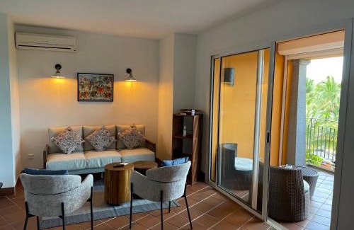 Port Chambly Villa | Charming 2-Bedroom Ensuite Villa in picturesque Port Chambly