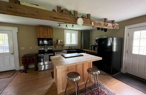 Oneonta Other | Charming 2-bedroom farmhouse in peaceful Oneonta; 11 min. from All Star Village
