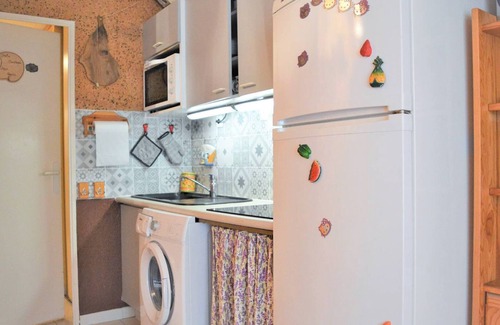 Cavaliere Apartment | Charming 2-Bedroom Apartment with Pool and Terrace in Le Lavandou for 6
