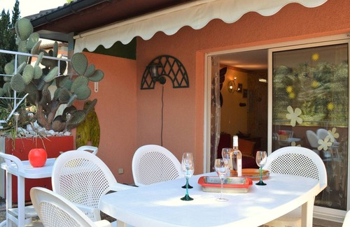 Cavaliere Apartment | Charming 2-Bedroom Apartment with Pool and Terrace in Le Lavandou for 6