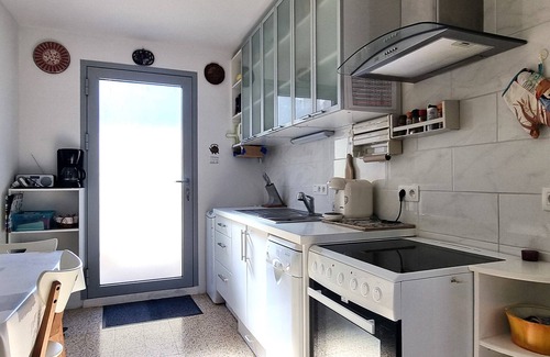 Port-Vendres House | Charming 2-Bedroom House with Terrace, Steps from Quays and Beaches in Port-Vendres