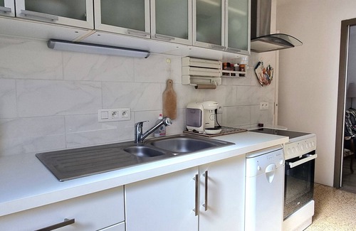 Port-Vendres House | Charming 2-Bedroom House with Terrace, Steps from Quays and Beaches in Port-Vendres