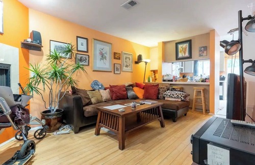 University Heights House | Charming 2-bedroom FURNISHED artsy townhome near Balboa Park and Beaches