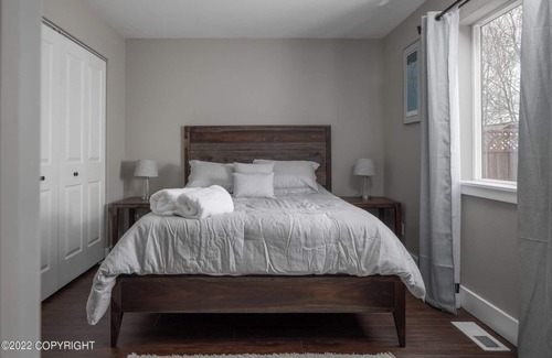 Scenic Foothills House | Charming 2-bedroom home offers comfort and convenience with modern amenities.