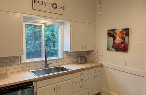 Odessa House | Charming 2-bedroom home in Odessa