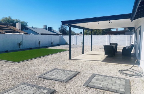 Glendale House | Charming 2-bedroom house with WiFi and AC in delightful Glendale