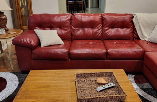 Glendale House | Charming 2-bedroom house with AC, WiFi in fabulous Glendale
