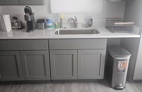 East Point House | Charming 2-bedroom house in beautiful Atlanta with WiFi, AC