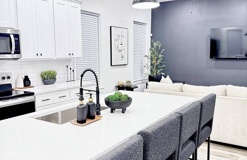 Northside House | Charming 2-bedroom house 10-minutes from Downtown in lovely Houston
