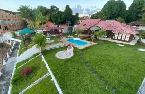 Farol House | Charming 2-bedroom house in wonderful Farol Belém with AC, WiFi