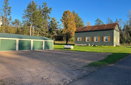 Ojibwa House | Charming 2-bedroom house located in Ojibwa WI just off the Tuscobia Trail.