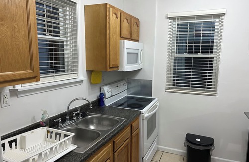 Saline House | Charming 2-bedroom house in Saline with WiFi and AC