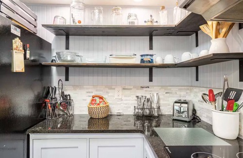 South Venice House | Charming 2-bedroom house with private pool near historic downtown Venice