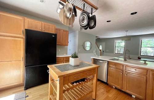 Wilton House | Charming 2-bedroom house surrounded by nature
