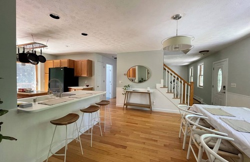 Wilton House | Charming 2-bedroom house surrounded by nature