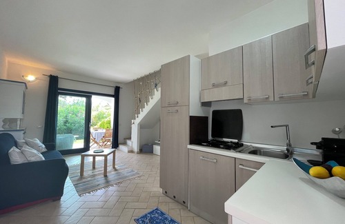 Case Peschiera-Lu Fraili Apartment | Charming 2-bedroom apartment in San Teodoro with AC, WiFi