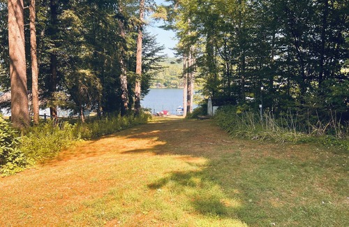Fair Haven House | Charming 2-bedroom lake house with direct lake access!
