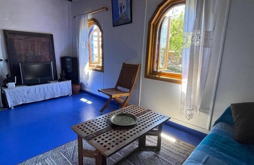 Bab Taza Apartment | Charming 2-bedroom apartment in enchanting Chefchaouen with AC, WiFi