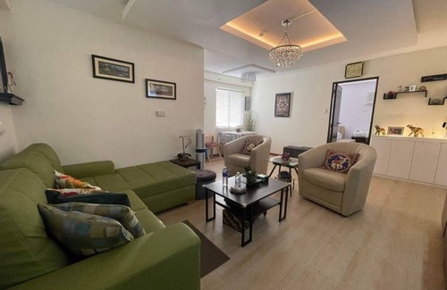 Mandurriao Condo | Charming 2-bedroom condo in wonderful Iloilo City with WiFi, AC
