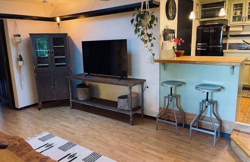 Sebastopol House | Charming 2-bedroom townhome with WiFi, AC in lovely Sebastopol