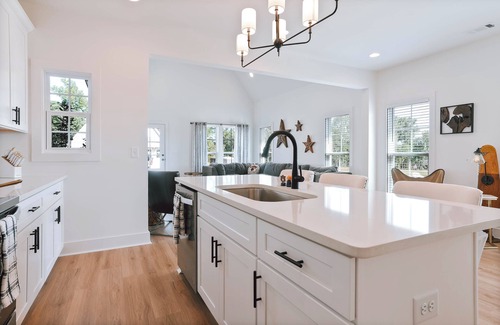 Auburn - Opelika House | Charming 2-bedroom townhome with WiFi and AC in Auburn