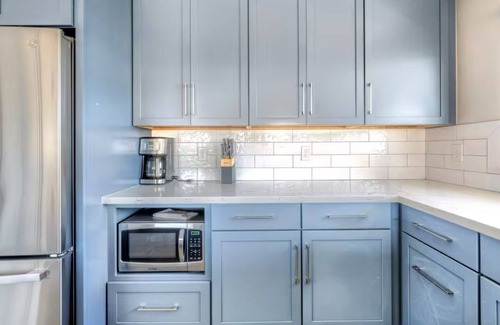 Tacoma House | Charming 2-bedroom unit with WiFi, AC with amazing Puget Sound view in Tacoma