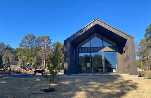Dogwood Cabin | Charming 2-bedroom, lakeside cabin at Lake Cypress Springs in Mt. Vernon, TX