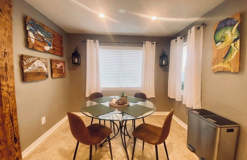 Oceanside Estates House | Charming 2-bedroom house in marvelous Ormond Beach with WiFi, AC. Great getaway!
