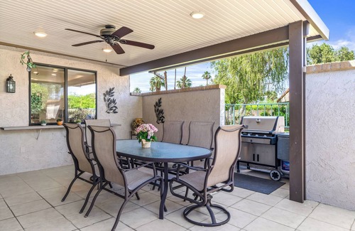 Sunrise Vista Chino Condo | Charming 2-bedroom Palm Springs condo, 6 Pools & Racquet Sports