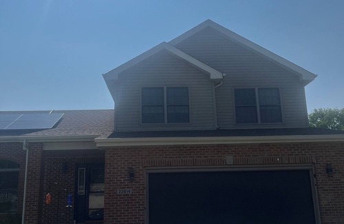 Sauk Village House | Charming 2-bedroom house with WiFi, AC in welcoming Sauk Village