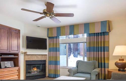 Round Hill Village Resort | Charming 2-bedroom resort in Zephyr Cove