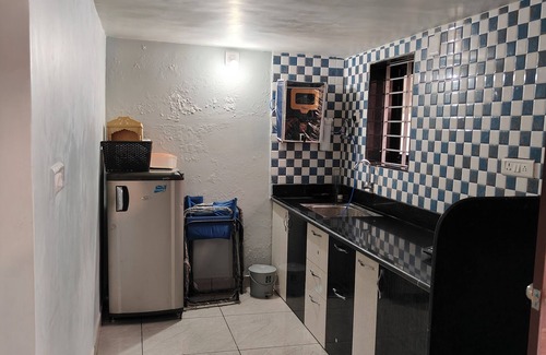 Sanand Villa | Charming 2-Bedroom Villa with Huge Garden