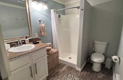 Howard Villa | Charming 2-bedroom villa with WiFi and AC in Colorado, right outside Salida Co