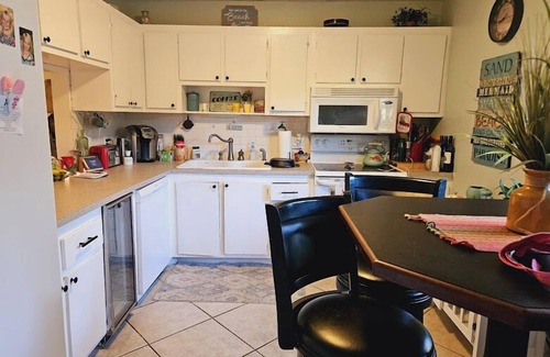 East Naples Villa | Charming 2-bedroom villa in Glades Golf and Country Club in Naples FL