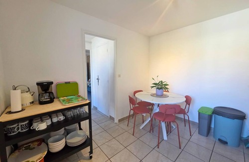 Chambon-sur-Voueize House | Charming 2-bedroom house in beautiful Chambon-sur-Voueize with Fibre