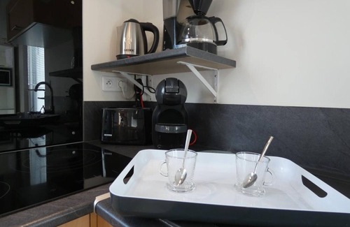 Notre-Dame-de-Monts House | Charming 2-BR House Near Forest with Terrace – 5 Guests, Parking, and Fully Equipped Kitchen