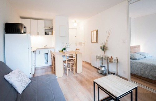 Benerville-sur-Mer Apartment | Charming 2-room apartment, sea, beach, not overlooked