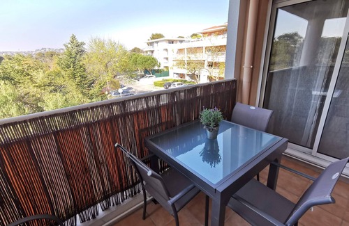 Le Cannet Apartment | Charming 2-room apartment: swimming pool and tennis residence, near Cannes